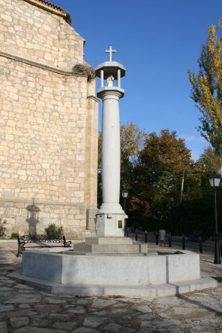 Turismo-SotodelReal-Iglesia