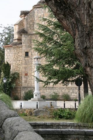 Turismo-SotodelReal-Iglesia